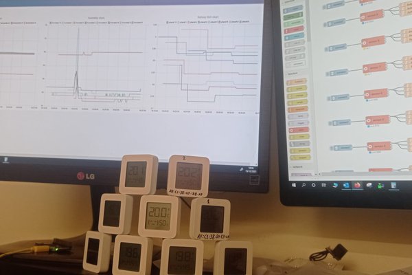 Reading a bunch of BLE sensors with raspberryZero